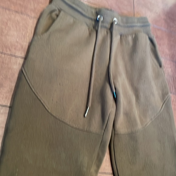 Urban Heritage joggers - Picture 2 of 5